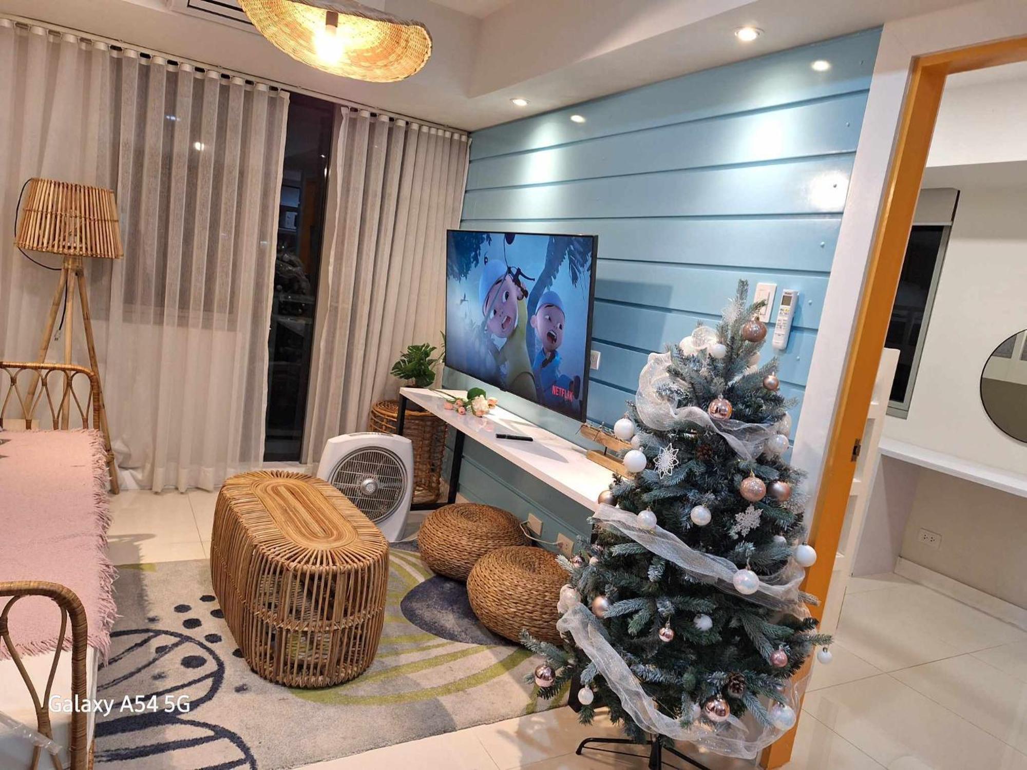 Manila Urban Resort At Azure Ngoại thất bức ảnh