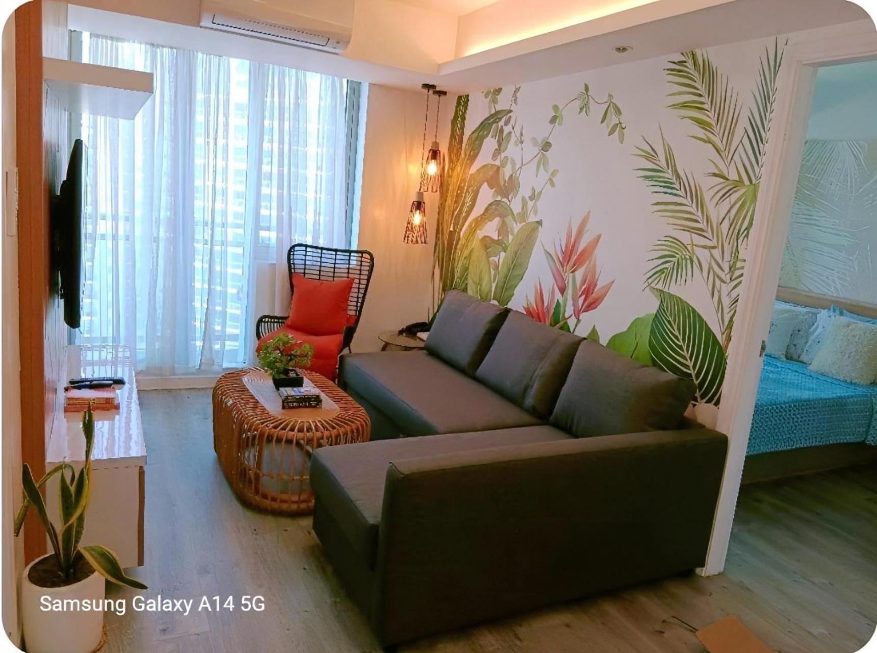 Manila Urban Resort At Azure Ngoại thất bức ảnh