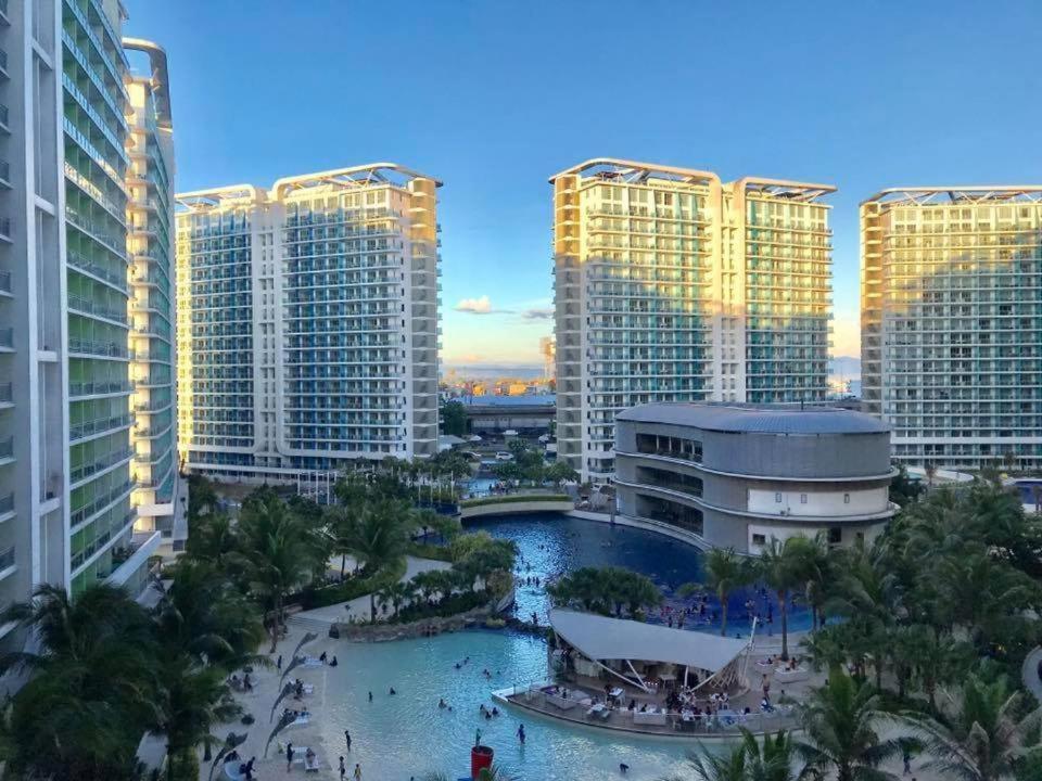 Manila Urban Resort At Azure Ngoại thất bức ảnh