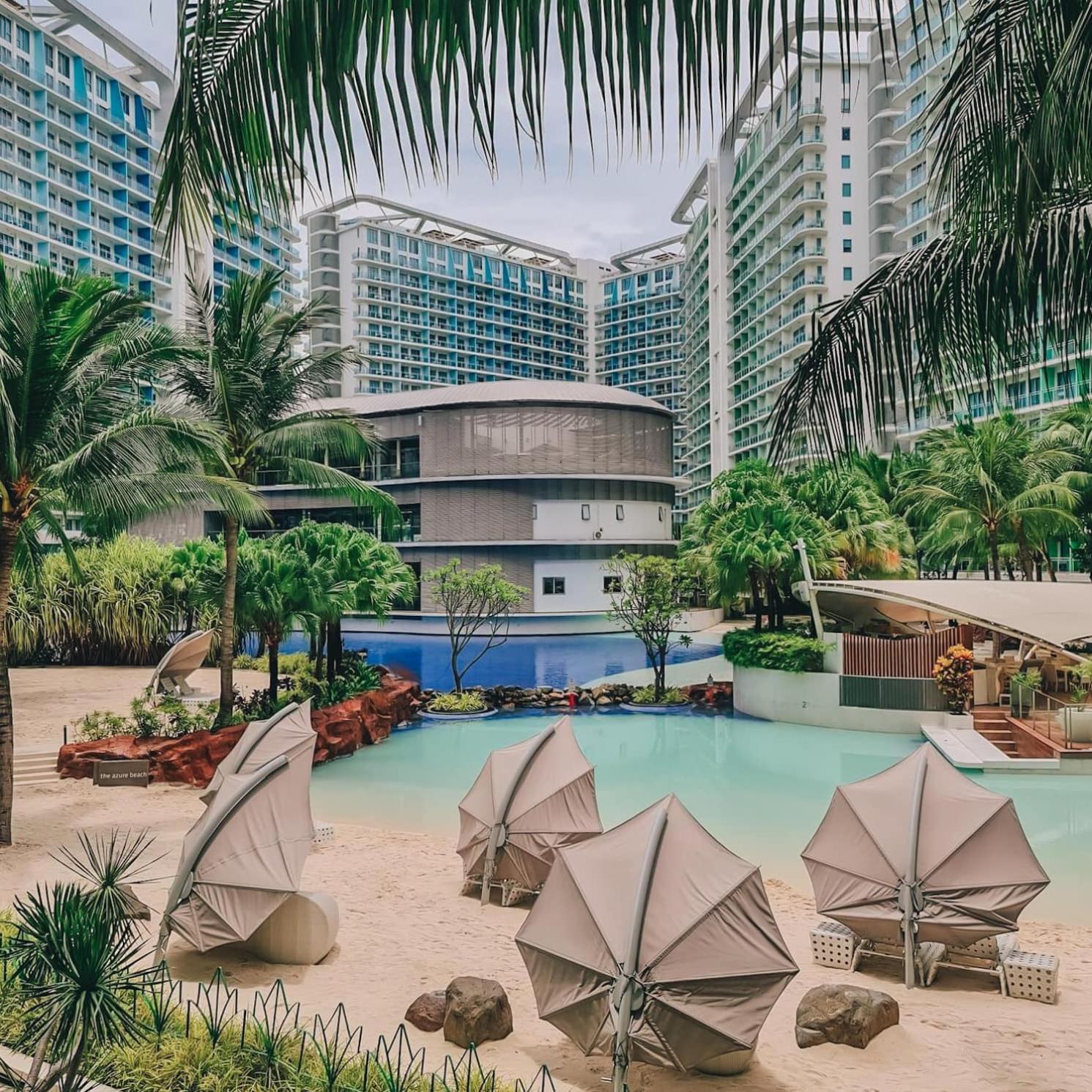 Manila Urban Resort At Azure Ngoại thất bức ảnh