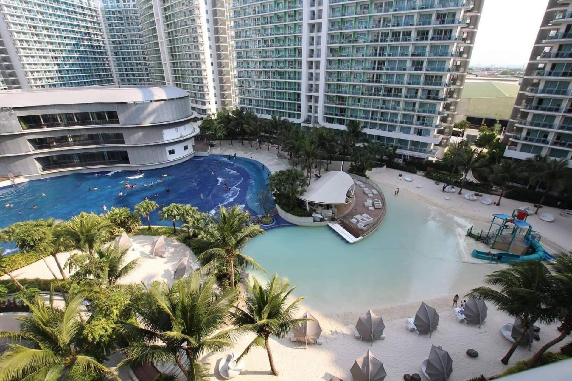 Manila Urban Resort At Azure Ngoại thất bức ảnh