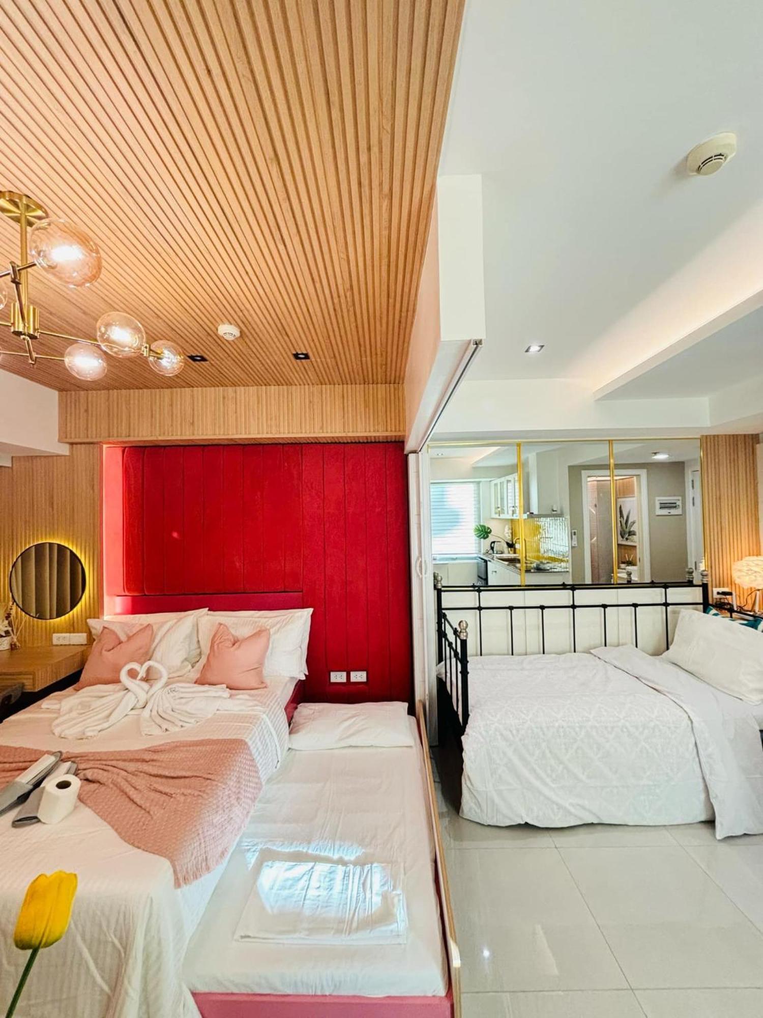 Manila Urban Resort At Azure Ngoại thất bức ảnh